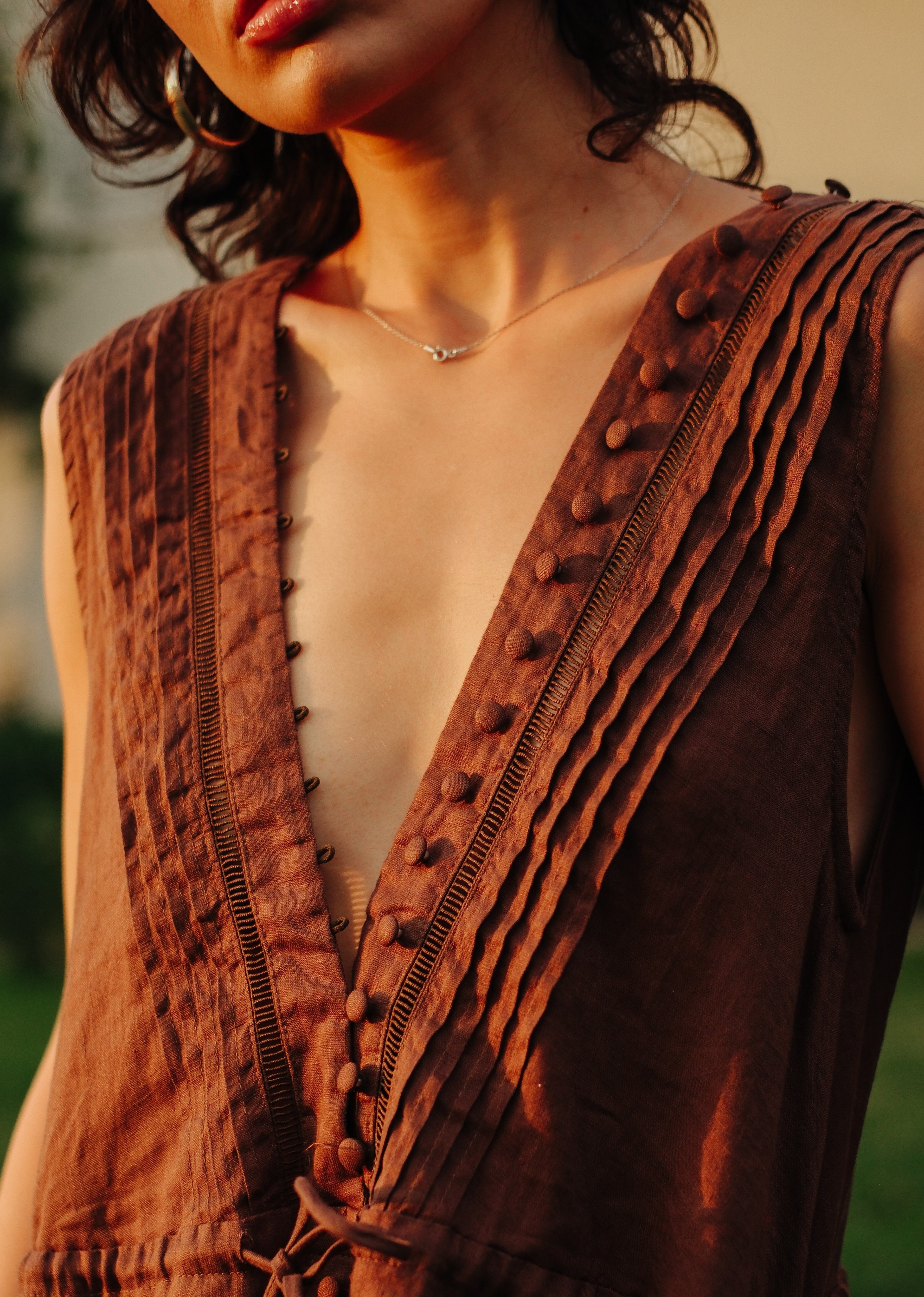 Why Linen Clothes Are the Ultimate Summer Essential